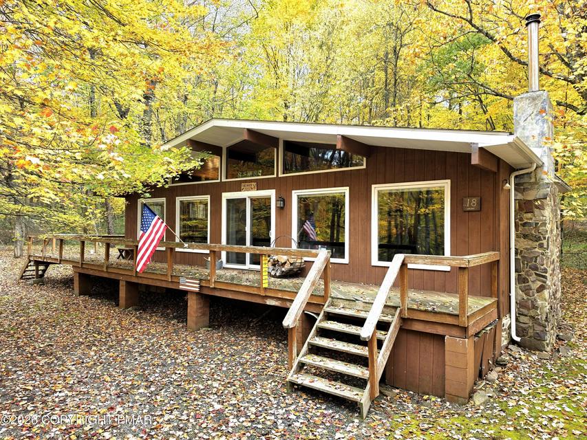 Photograph 7 of a featured listing, click To view all photos (opens In a New window) 